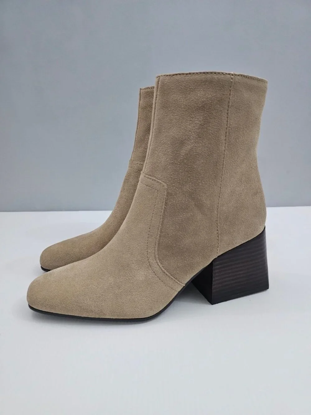Blondo Salome Waterproof Suede Ankle Boot Tan Block Heel Neutral Womens 7.5 NEW